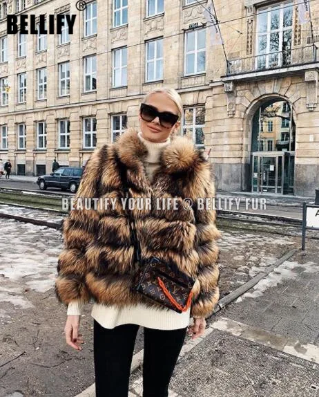 Бренд известный Удивительный женский натуральный мех енота пальто Верхняя