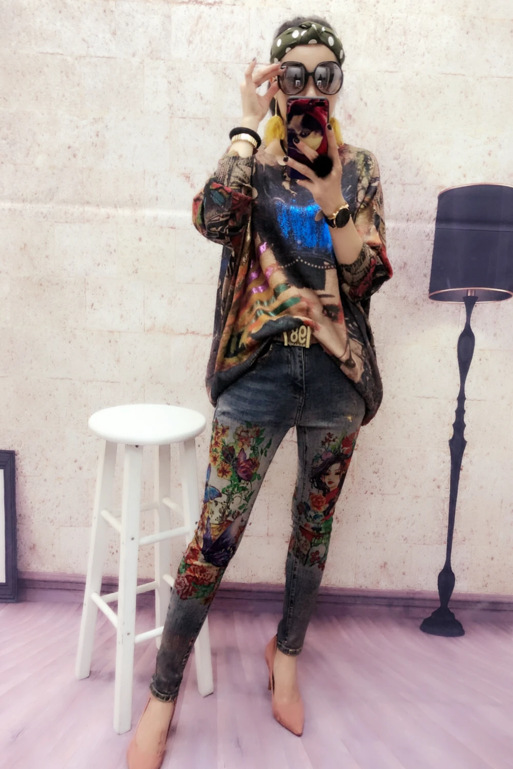 Эластичный хлопковый материал красивые женские джинсы с цветочным принтом в