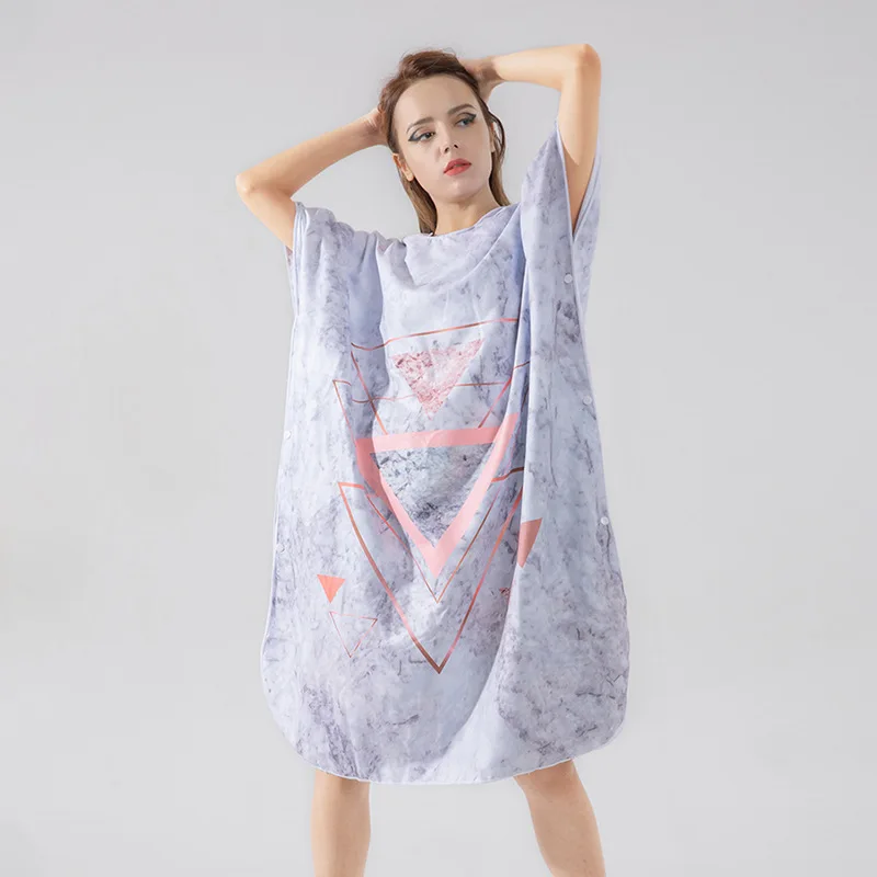 Полотенце-пончо из микрофибры 100x85 см