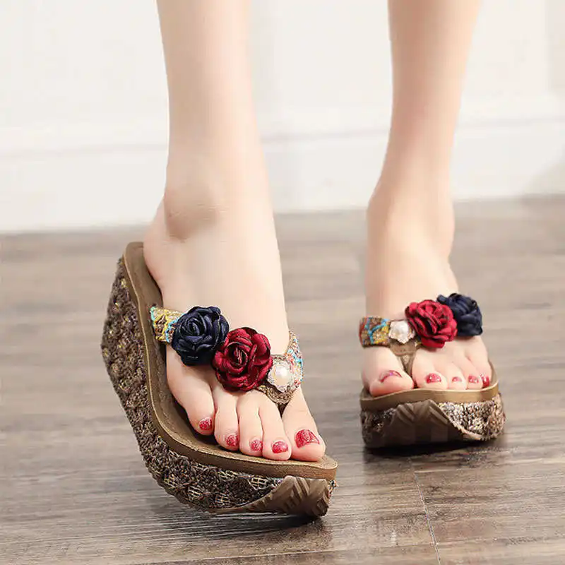 

High heeled fashionable antiskid sandals women's summer beach shoes thick soled holiday jacket flower flip flop