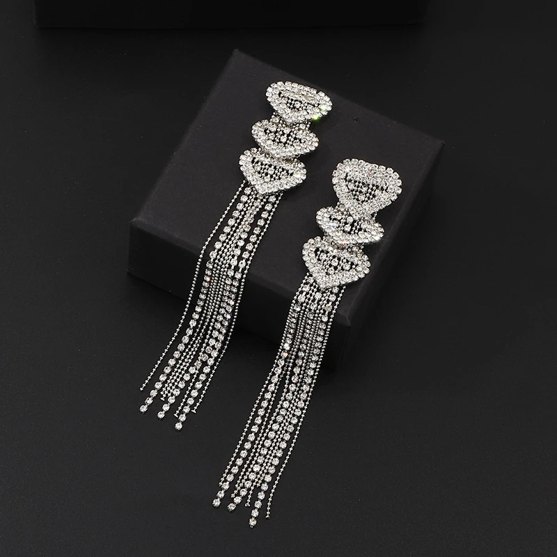 

Boho Crystal Heart Long Tassel Pendant Earrings for Women Retro Alloy Drop Earring Fashion Jewelry boucle d'oreille femme 2021