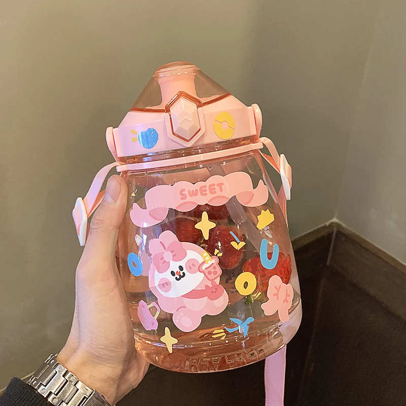 

Женская летняя Высококачественная пластиковая чашка Wate cup с соломенным крестом для переноски с женским горшком в форме сердца с большим жив...