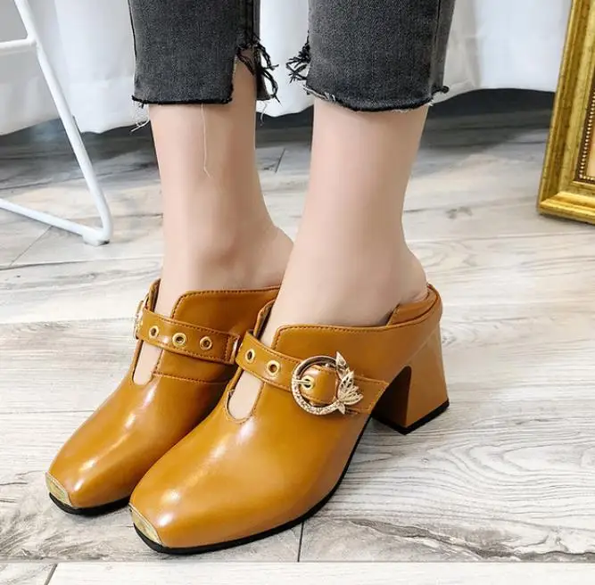 Маленькие туфли с квадратным носком женские тонкие Женская обувь в британском