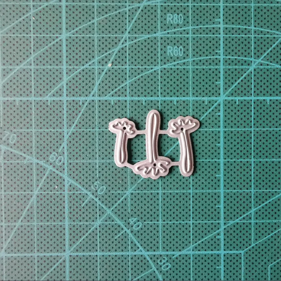

2020 New Hot 3pcs/lot Floret Metal Cutting Dies Stencils and Scrapbooking Die Cut Crafts Supplies No Stamp