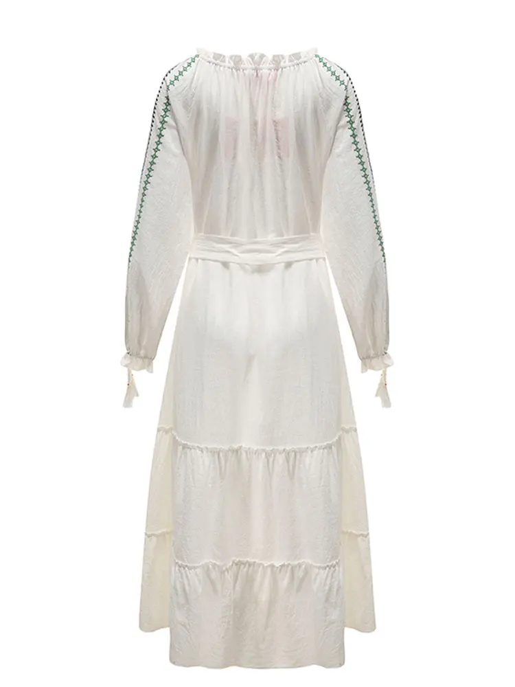 

Summer new styles of ethnic style embroidered white loose long dress Bohemian tourism v-neck holiday island beach dress