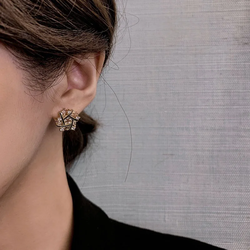 

Charm Crystal Zircon Snowflake Stud Earrings For Women Shiny Rhinestone Earring Girls Christmas New Year Birthday Jewelry Gifts