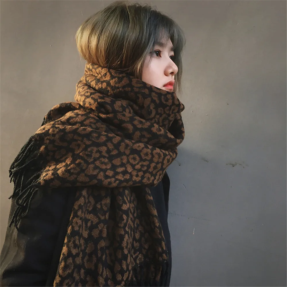 

2021 Women's Autumn and Winter Scarf Shawl New Imitation Cashmere Korean Version To Keep Warm Wild Fashion Leopard Fringe Bib