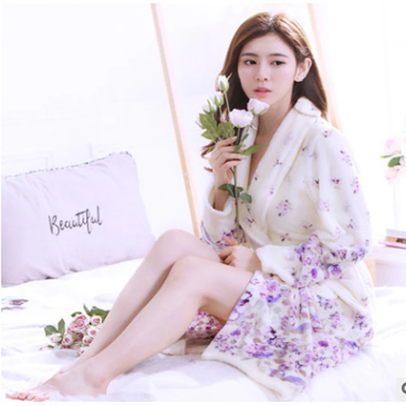 

New Women Flannel Nightgown Female Winter Mid-Length Coral Fleece Nightgown Bathrobes Ladies Warm Homewear Lounge Nighties