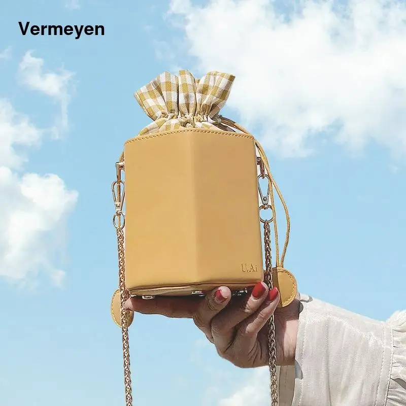 Новинка 2020 женская сумка мешок на цепочке летняя круглая мессенджер через плечо