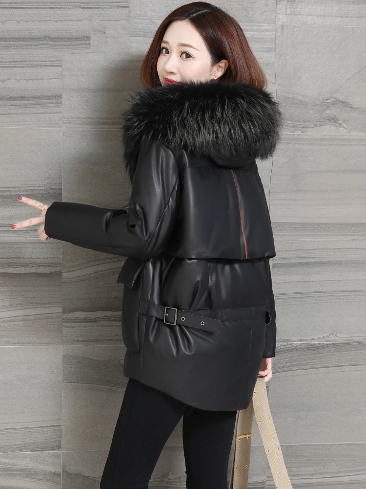 Женская кожаная куртка с меховым воротником из енота пальто капюшоном Женское в