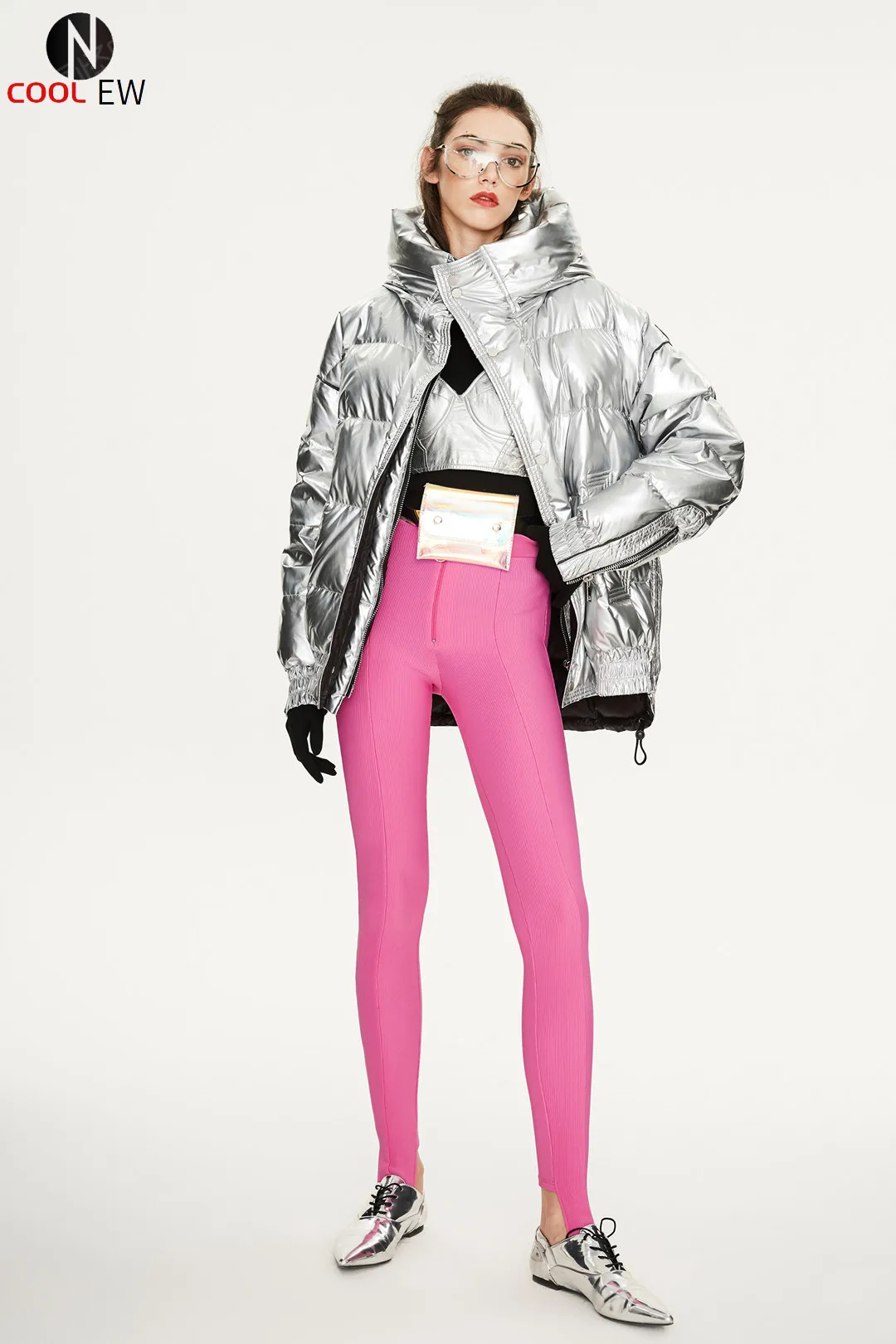 

Зимой 2021, новое средство для мужчин и женщин для пар с ярким лицом, утолщенное и свободное, а длинный пуховик для женщин