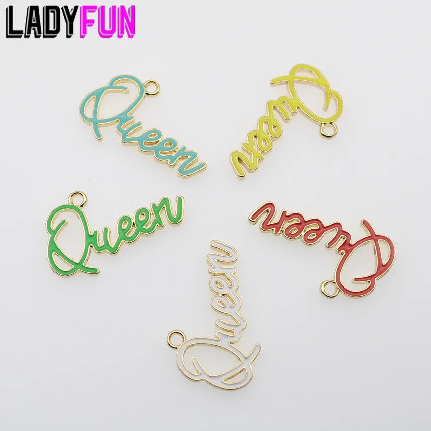 Alloy Colorful Script Words Queen Charm Alloy Gold Plating Queen Boss Lady Girl Charms High Quality Pendant