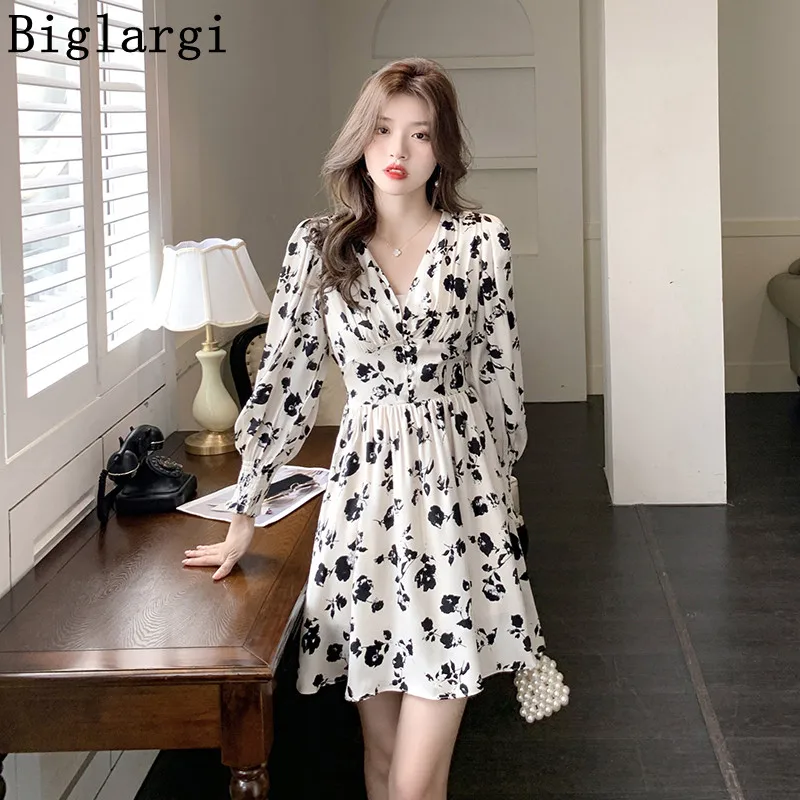 

Sexy Mini Spring Summer Cotton Dress Women Print Floral Korean V Neck Pleated Ladies Dresses Puff Sleeve Woman Dress Vestidos