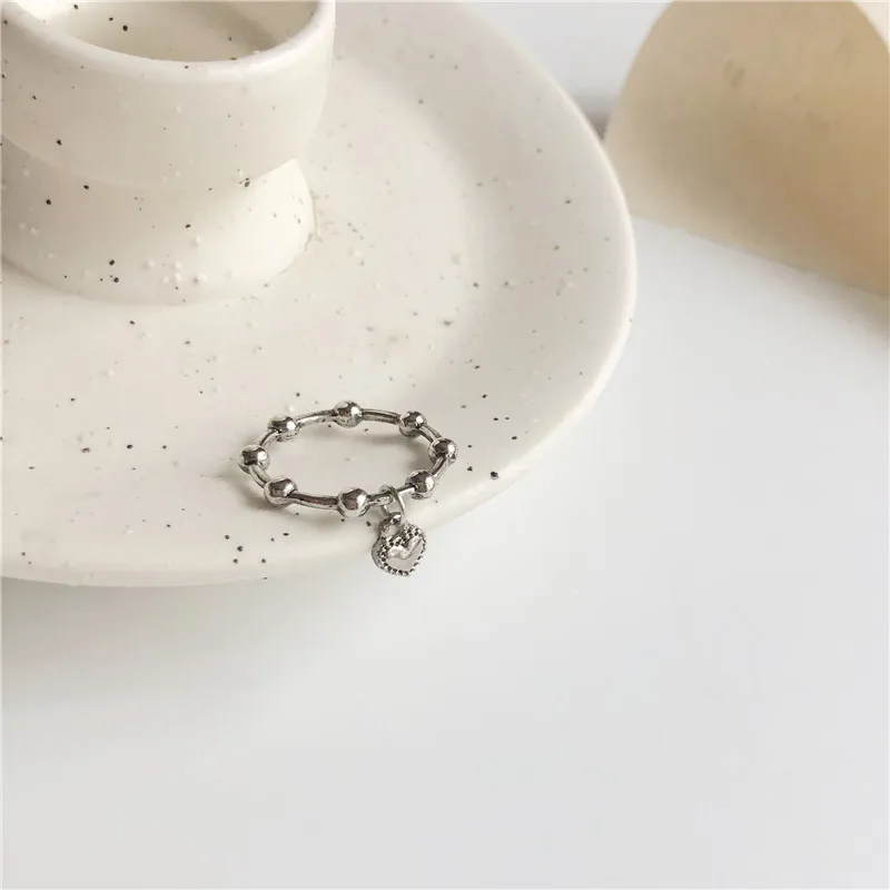 Женское кольцо с кулоном в корейском винтажном стиле металлическое подвеской