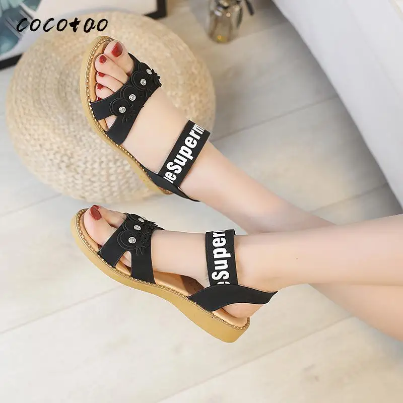 Весна-лето 2020 новые модные удобные Студенческие сандалии в римском стиле с