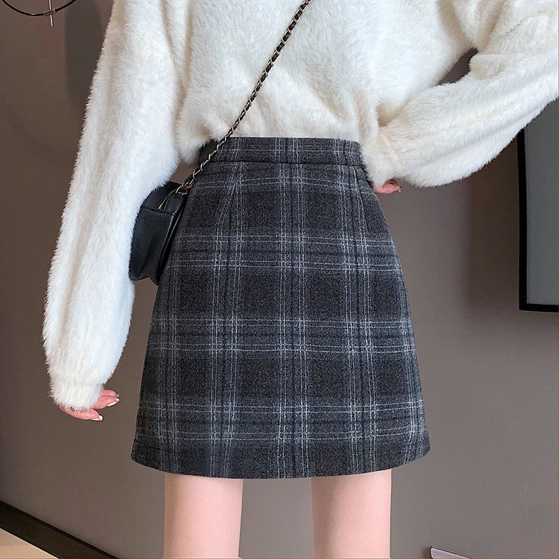 

Korean Retro Plaid Woman Mini Skirt High Waist All-Match Slim A-Line Skirt Autumn Winter Black Skirt