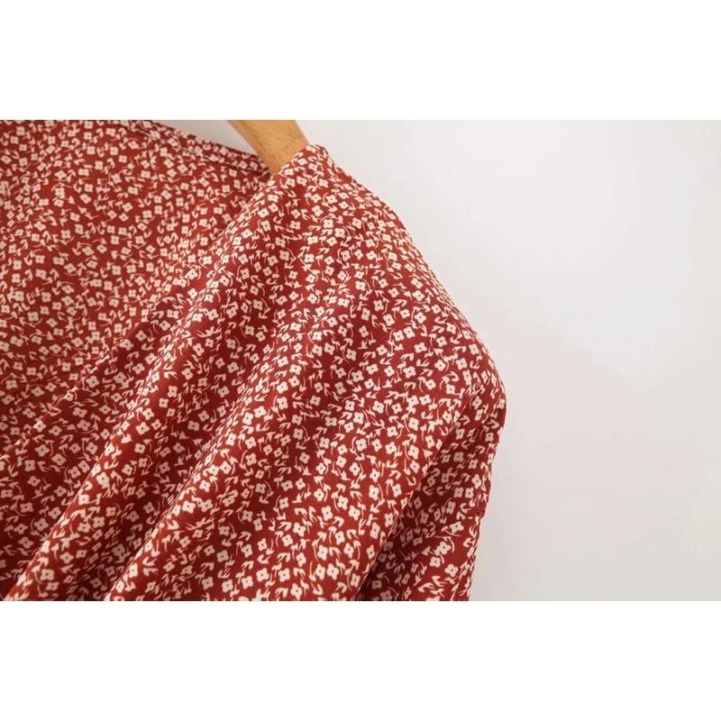

YOSIBCD Women 2021 Fashion Floral Print Cropped Blouses Vintage V Long Sleeve Elastic Hem Female Shirts Chic Tops