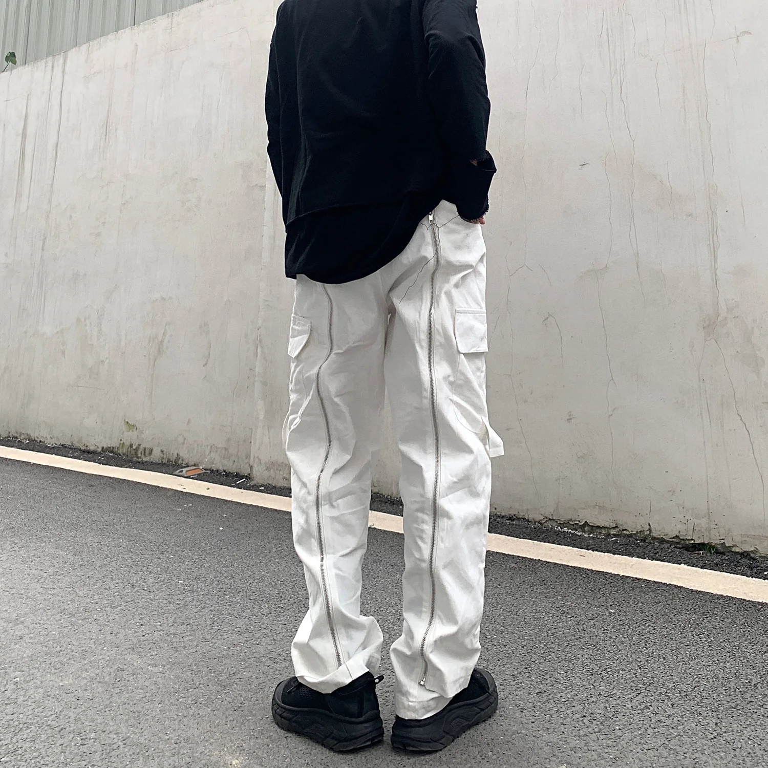 

Zipper Design Stitching Multi-Pockets Bib Overall Men's Hip-hop Moto & Biker Full Length Trousers T2-B101