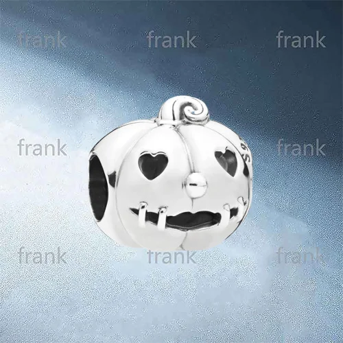 

797596 SWEET PUMPKIN CHARM