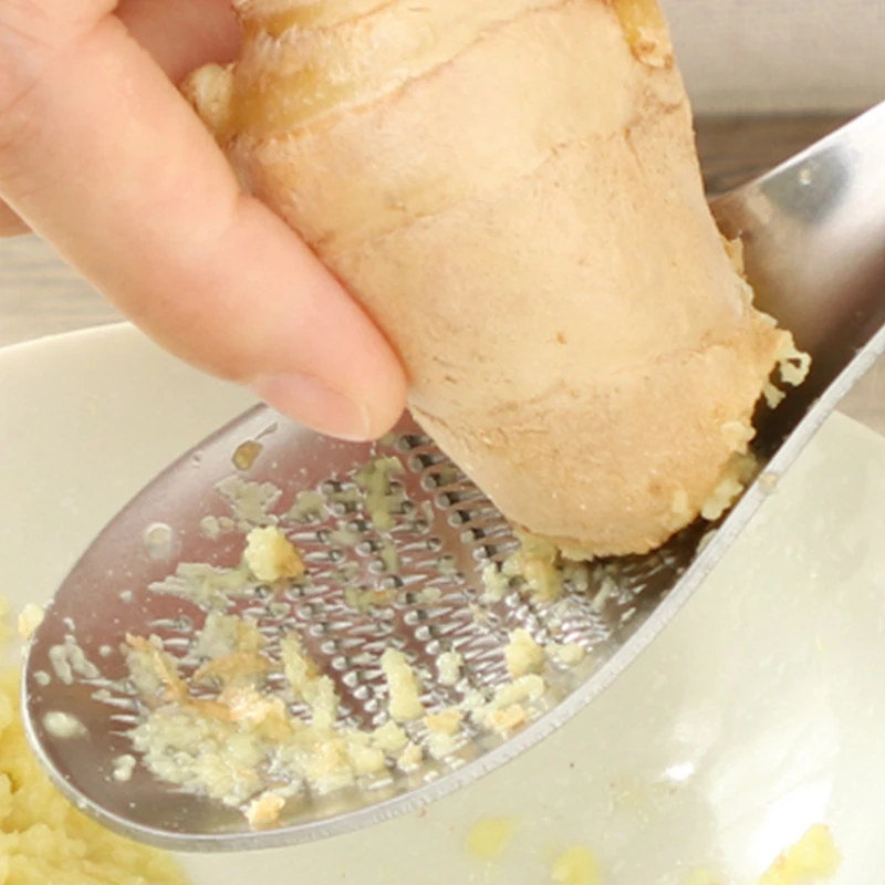 

Kitchen Practical Stainless Steel Spoon Shape Lemon Mixer Ginger Grater Wasabi Garlic Grinding Tools Cheese Grater