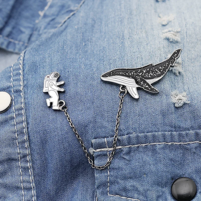 

Fashion Astronaut and Whale Adventure in Space Ocean Brooches Bag Lapel Jewelry brooch Gift for Friends
