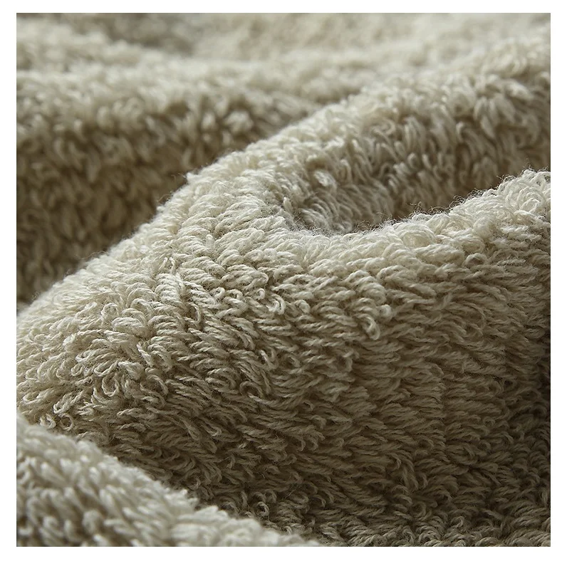 

80*150 cm Bath towel Super soft long stapled cotton face towel excellent water-absorbing quality embroidery towel