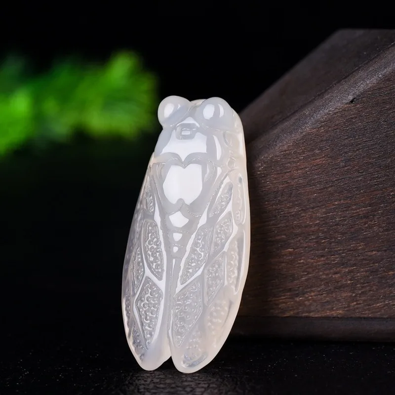 Подвеска из натурального зеленого Агата Цикада Нефритовая цепочка с резным