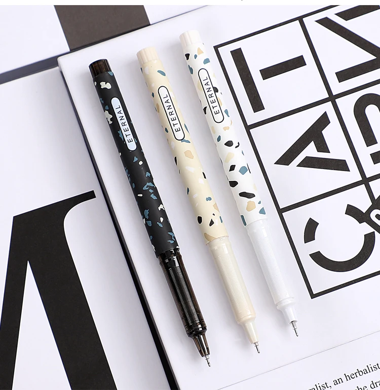 JIANWU 3pcs/set Simple lovely Large Capacity Gel Pen Quick-drying Neutral Pen for student black ink pen kawaii school supplies