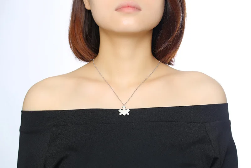 

QWC stainless steel necklace hot sell popular lady 20mm Crescent moon shape silver color lover gift women write always