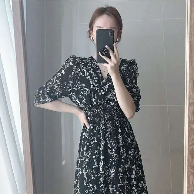 

Retro floral dress women's elegant Chiffon French party dress puff sleeve V-neck MIDI dress autumn 2021 new women's dress