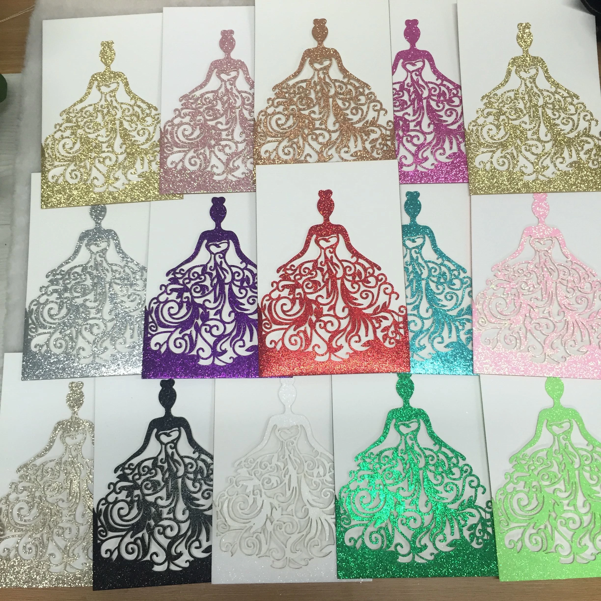 25 шт. блестящие бумажные красные приглашения на день рождения принцессы