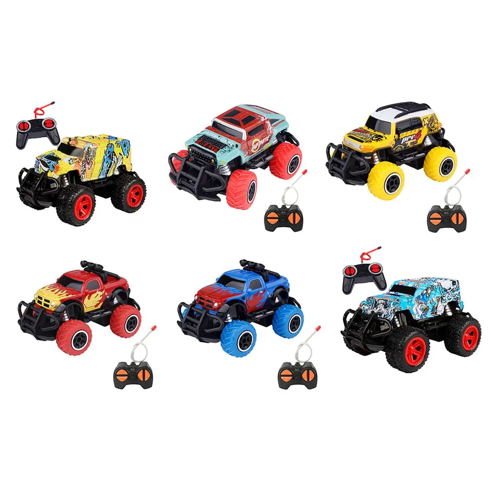 Детский игрушечный автомобиль с дистанционным управлением четырехсторонняя