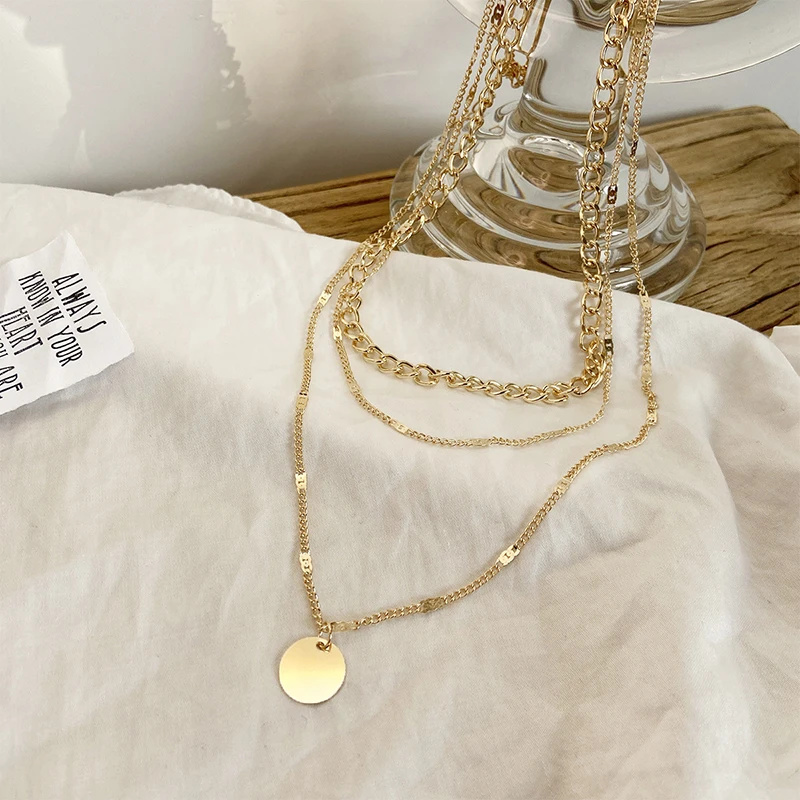 

Multilayer Gold Chain Pendant Necklace for Women Simple New Fashion Choker Collar Neck Chain Necklace Women Jewelry Gift