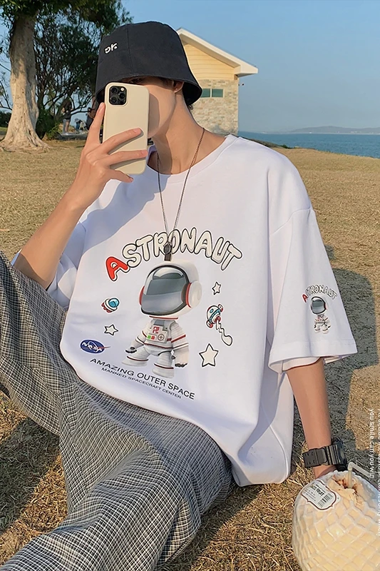 

Short Sleeve T-shirt Men's Summer Astronaut Trendy Casual Half Sleeve Ins Hong Kong Style Loose T-shirt
