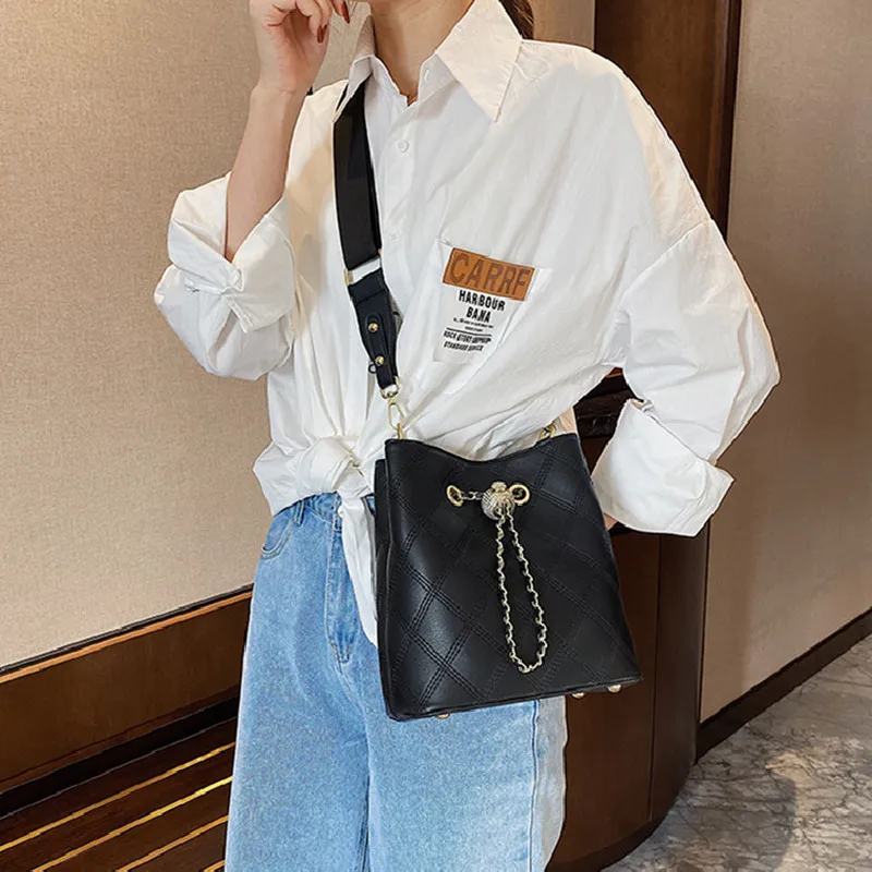 

Top Quality Luxury Brand Rhombus Gold Ball Chain Bucket Bag All-match Crossbody Shoulder Bag for Women Designer Satchel Handbag