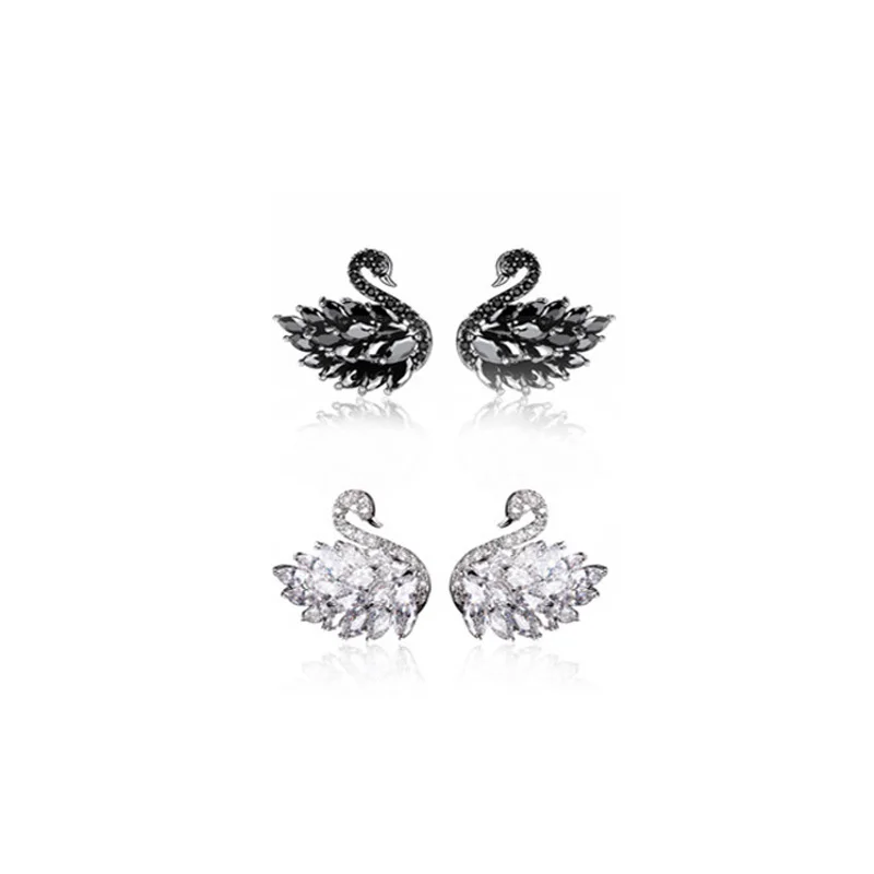 

New simple fashion set with diamond black and white swan S925 silver needle earrings