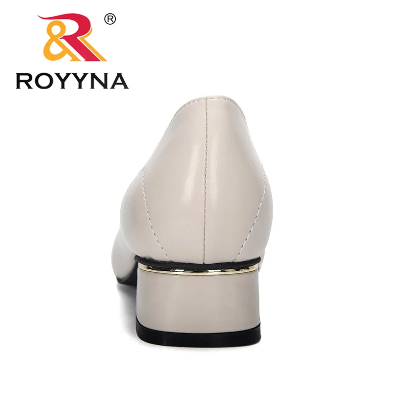 Женские туфли с острым носком ROYYNA повседневные однотонные лодочки на квадратном