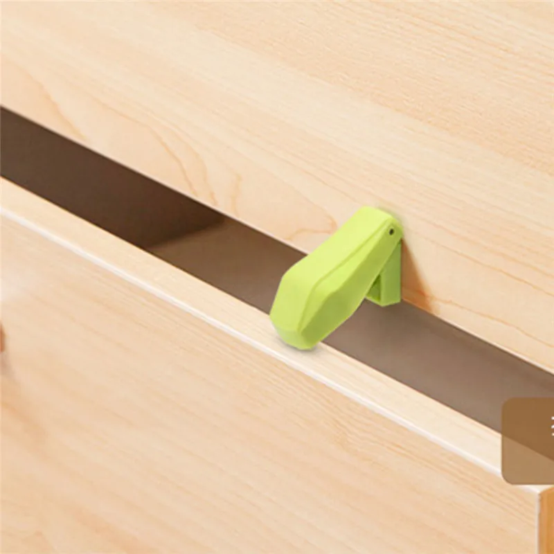 

Baby Safety Drawer Cabinet Lock Anti-clipper Bird Design Automatic Transformation Locks From Children Door Stopper 4Pcs/Lot