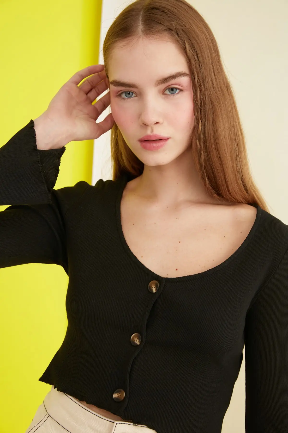 

Trendyol Button Ribbed Knitted Blouse TWOAW21BZ0684