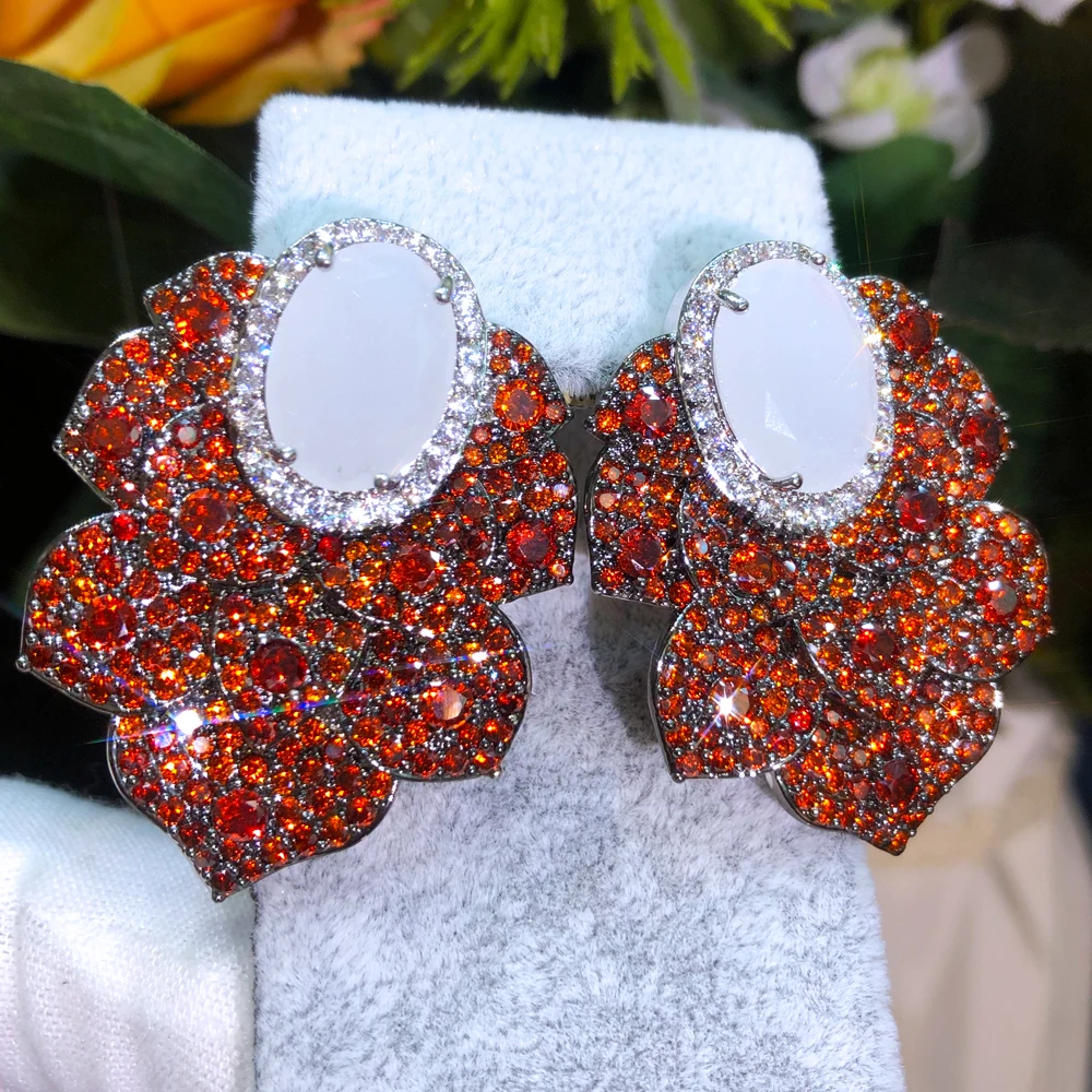 

Soramoore Romantic Charm Long Dangle Earrings For Women Wedding Austrian crystal Party Shiny Drop earrings for women 2020