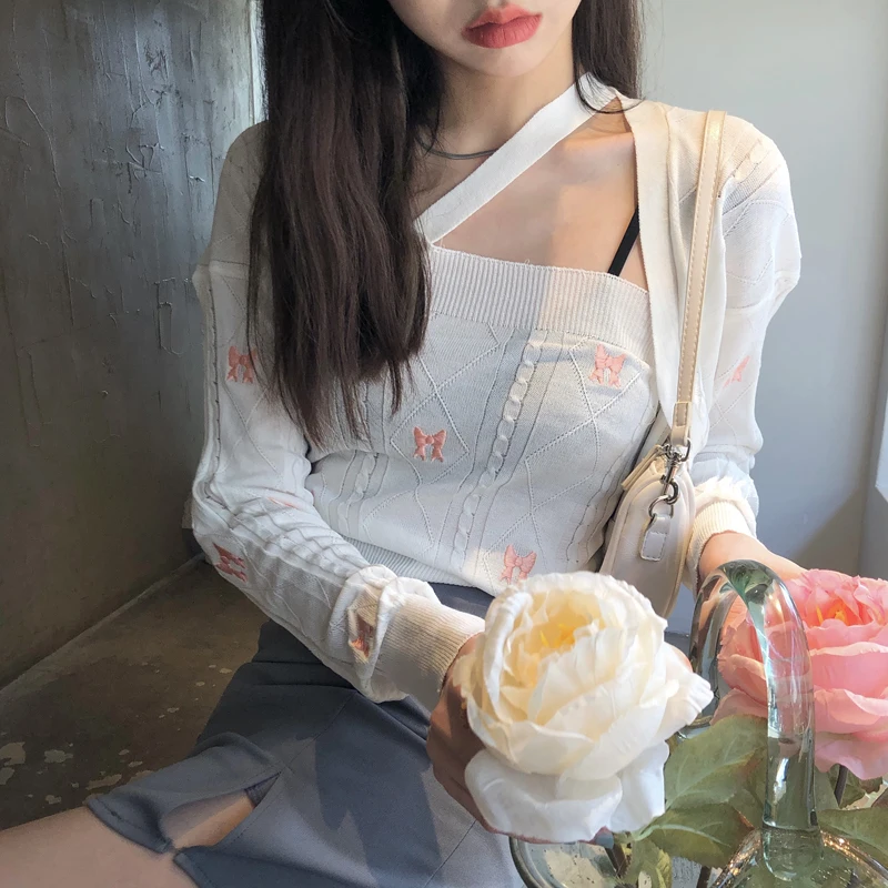 

2021 autumn korean style Floral Embroidery knittd sweater cardigans womens+Vintage tank top 2 pcs set clothing (C3155)