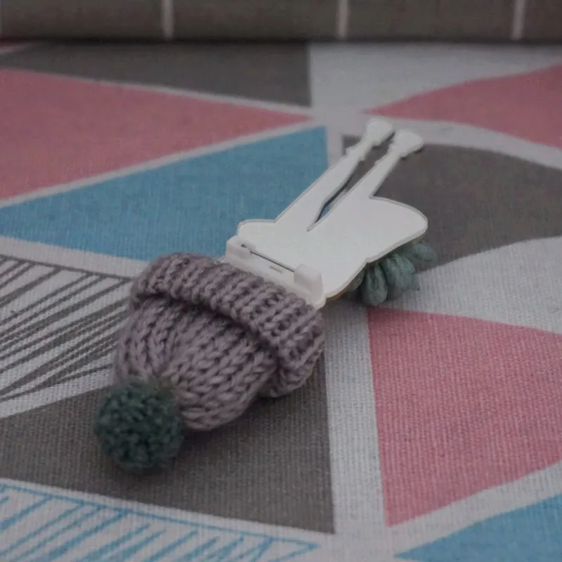 

Handmade cute wool hat brooch flower green brooches pins badges for women