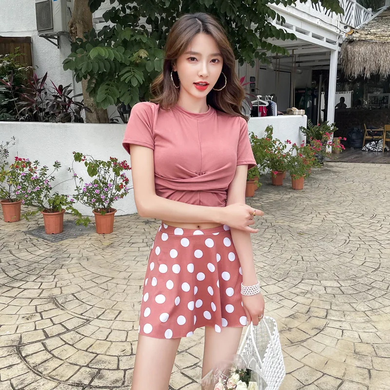

Swimsuit skirt style split two-piece set of conservative small chest gather students together