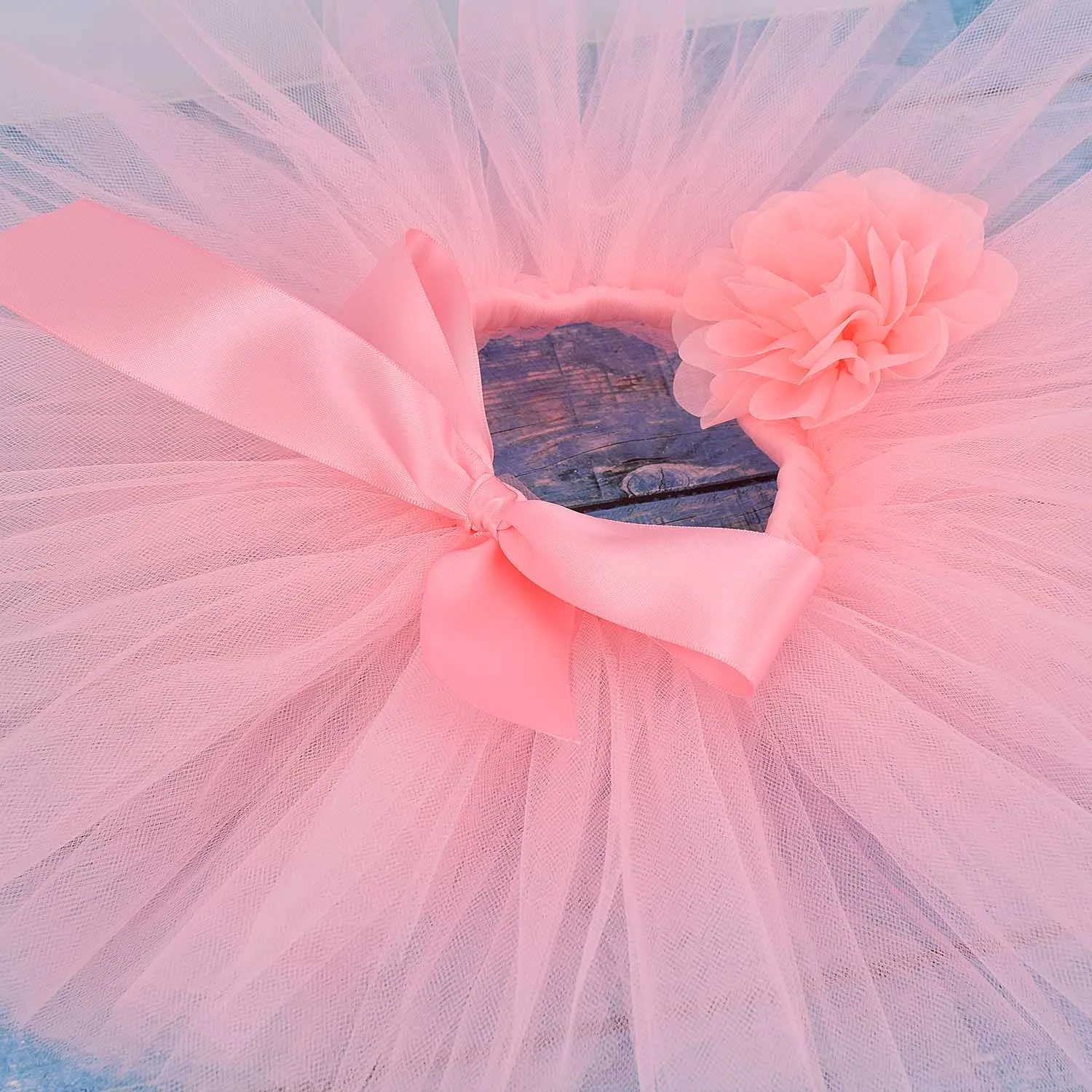 Розовая однотонная пушистая юбка-пачка и повязка на голову для маленьких девочек