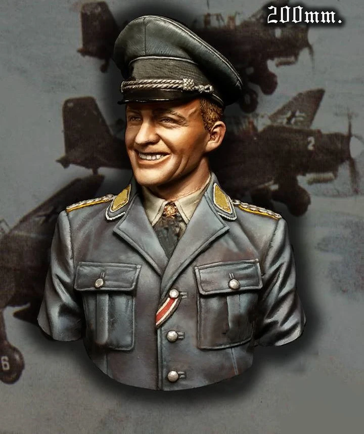 1/10 бюст полимерный Строительный набор King's Stuka Ханс-Ульрих рудель подкол