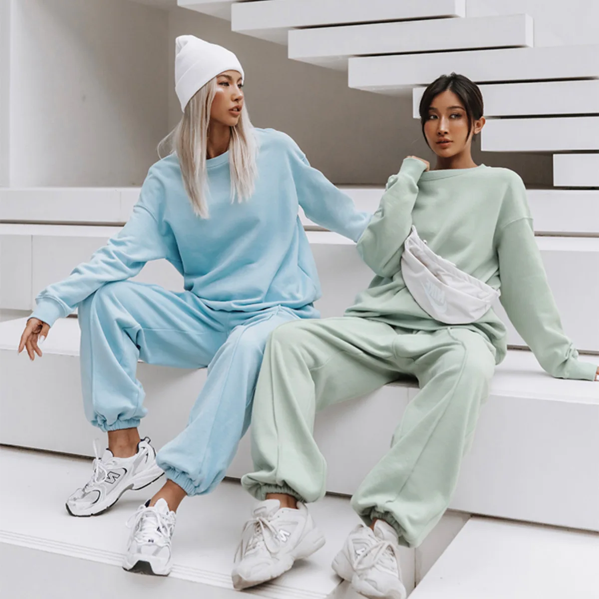 

2021 autumn new women's loose sports casual sweater set two-piece set