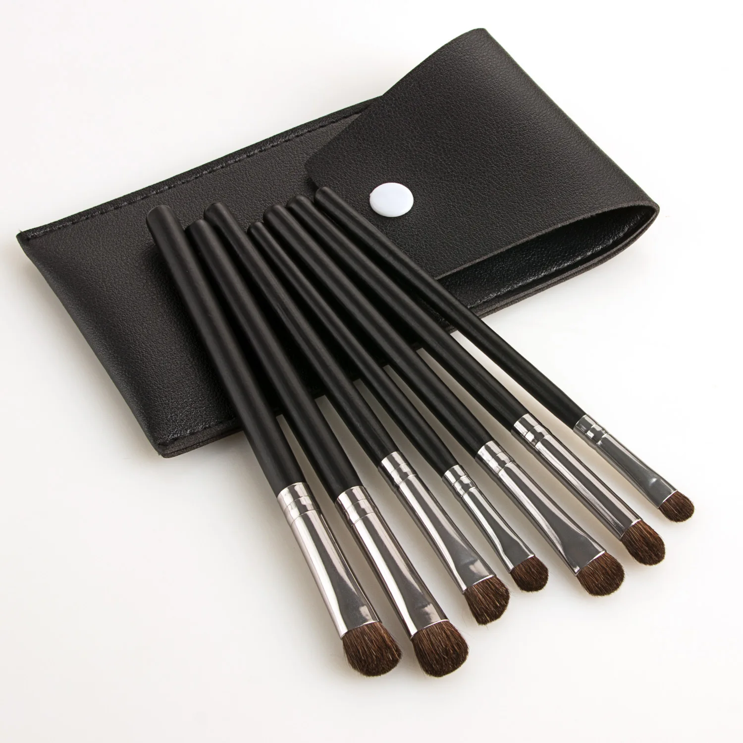 

7 Pcs Animal Horse Hair Makeup Brushes Set Eye Shadow Blending Eyeliner Eyelash Eyebrow Make Up Brushes Professional Eyeshadow