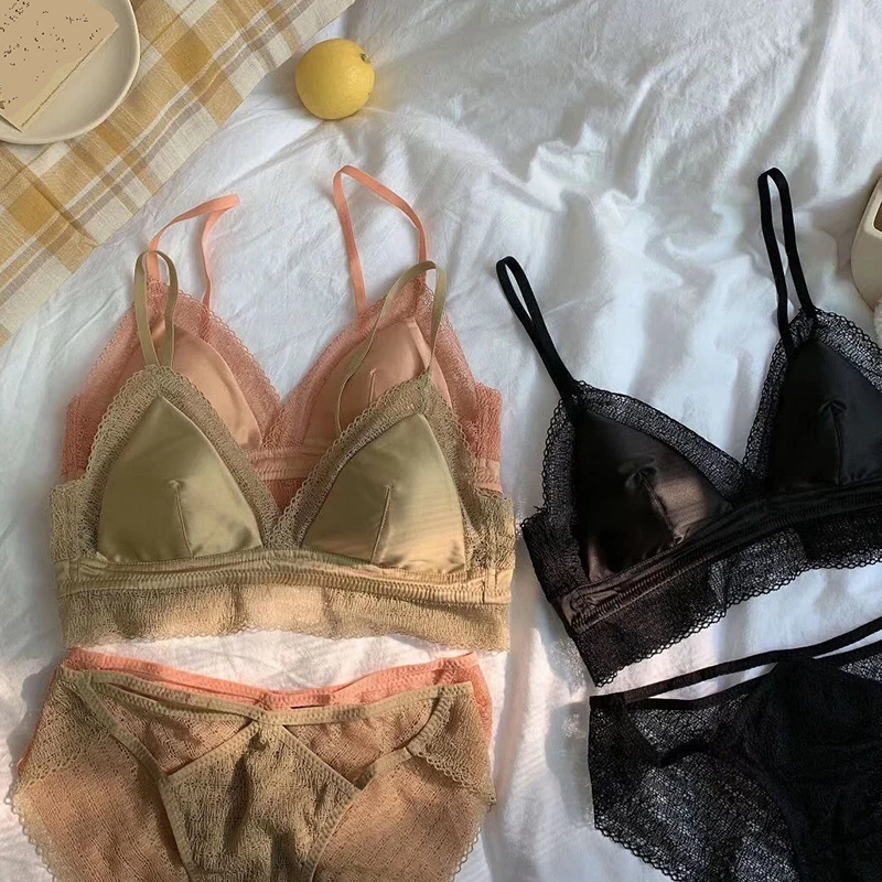 Комплект женского нижнего белья бюстгальтер с хлопковой подушкой бесшовный