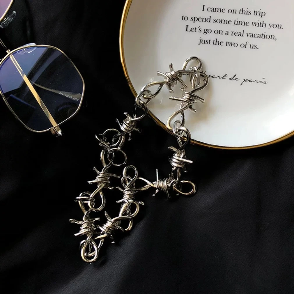 

Trend Punk Style Rap Street Hip-hop Jewelry Necklace Thorns Choker Short Chain Necklace Aesthetic Men Women Accessories