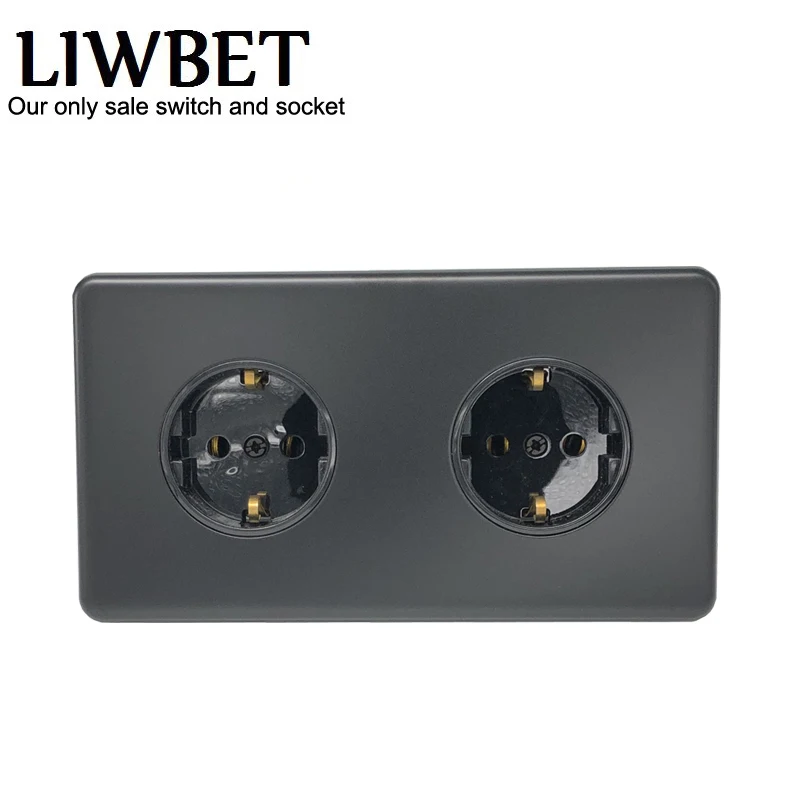 Штепсельная розетка европейского стандарта 16 А черная настенная с панелью